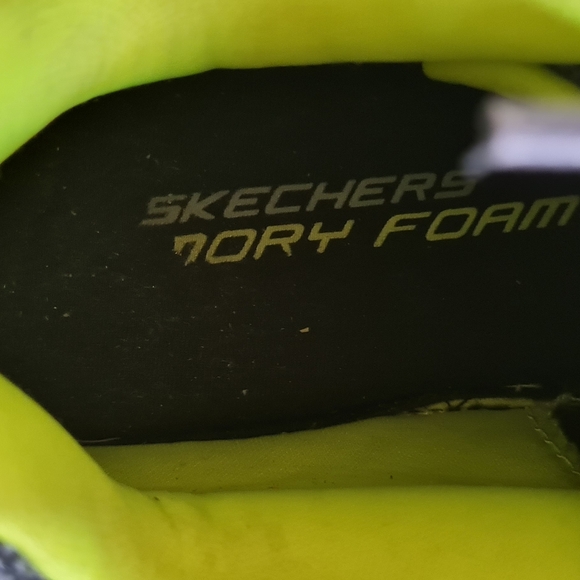 Skechers memory Foam mens sneakers - Picture 9 of 10